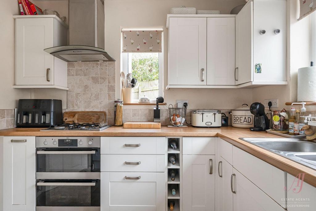 12 70970 watermarked.jpg