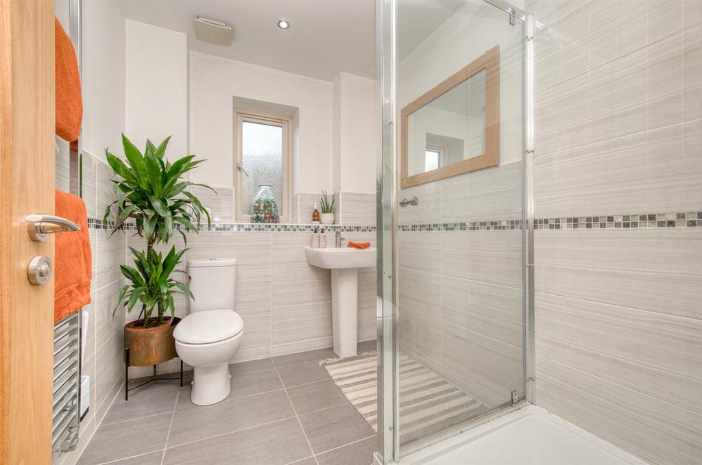 Bedroom One en-suite