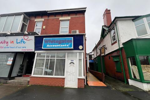 Property to rent - Whitegate Drive, Blackpool, FY3