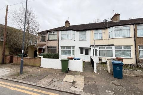 3 bedroom terraced house for sale, Athelstone Road, Harrow