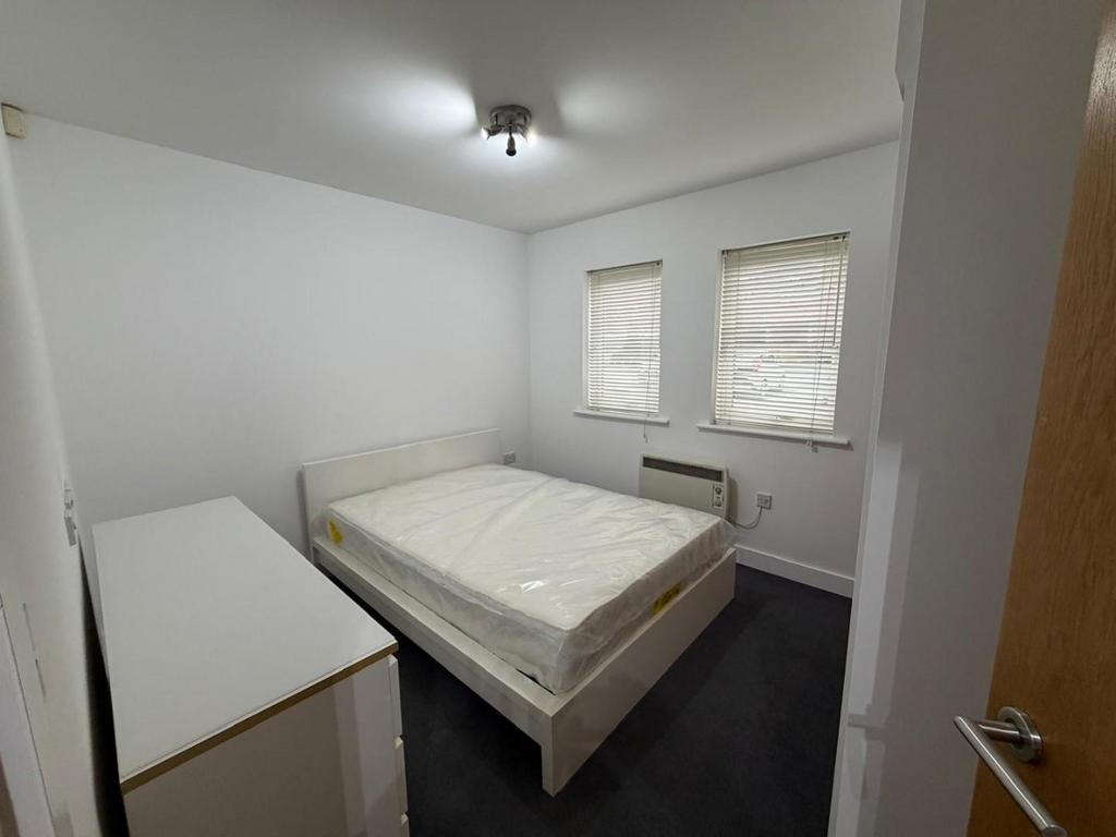 Bedroom .jpeg