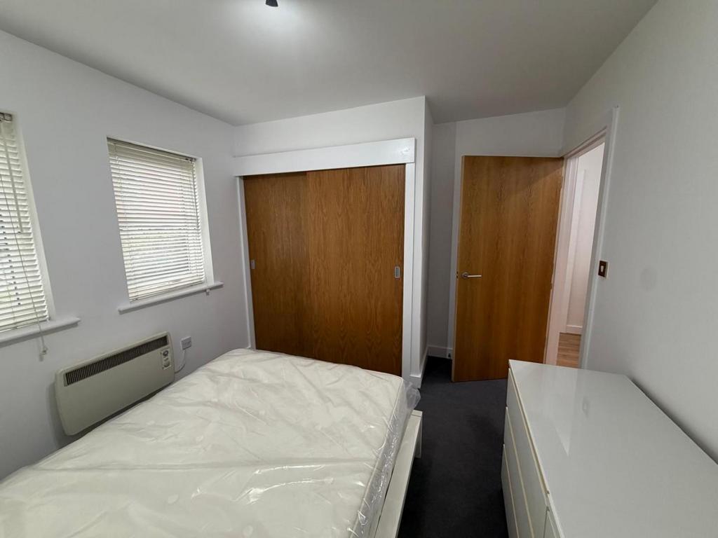 Bedroom 1.jpeg