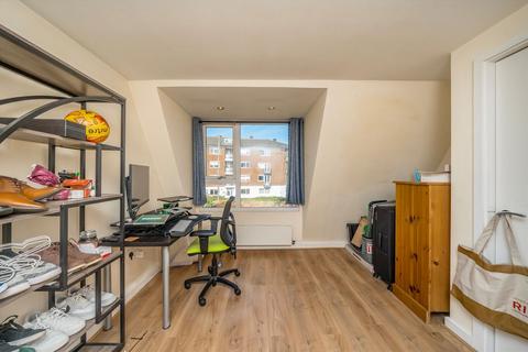 undefined, Augustus Road, London SW19