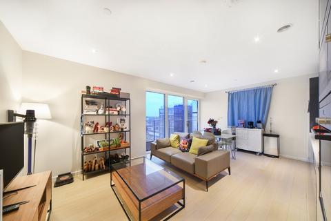 2 bedroom apartment for sale, Cassia Point, Glasshouse Gardens, London, E20
