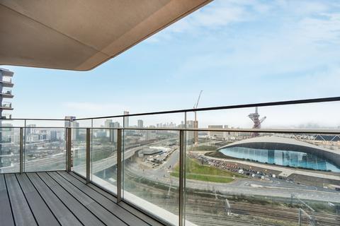 2 bedroom apartment for sale, Cassia Point, Glasshouse Gardens, London, E20