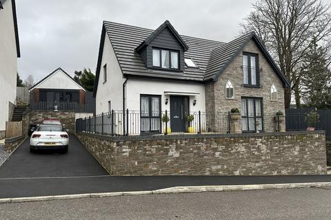 4 bedroom detached house for sale, Clos Gorof , Gurnos.