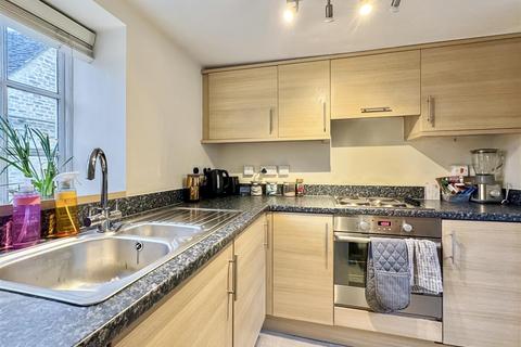 1 bedroom flat for sale, Gloucester Street, Cirencester