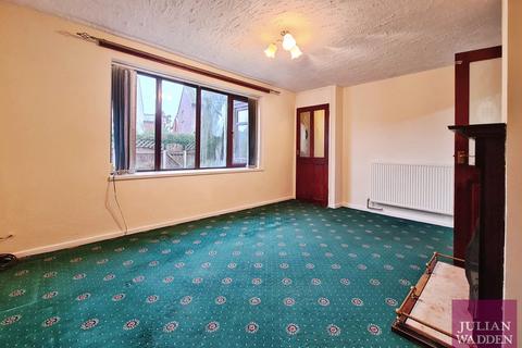 2 bedroom end of terrace house to rent, Platting Grove, Ashton-under-Lyne, Greater Manchester, OL7
