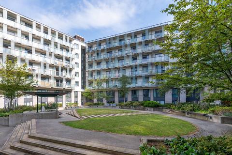 2 bedroom flat to rent, Empire Way, Wembley, HA9