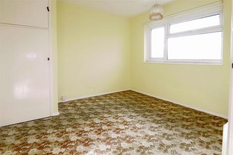 2 bedroom terraced house for sale, Manning Road, Littlehampton BN17