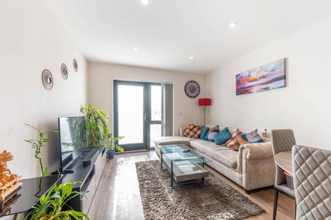 2 bedroom flat to rent, Williams Way, Sudbury, Wembley, HA0