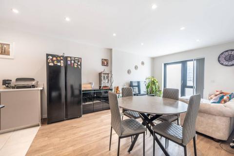 2 bedroom flat to rent, Williams Way, Sudbury, Wembley, HA0
