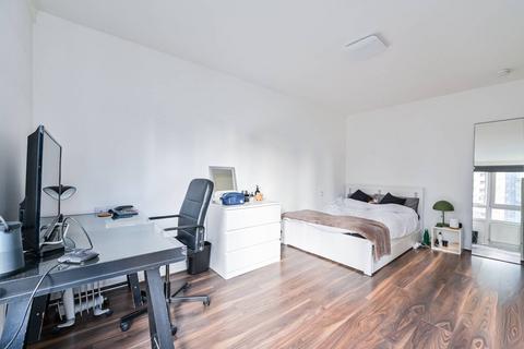 2 bedroom flat to rent, Rockingham Street, Elephant and Castle, London, SE1