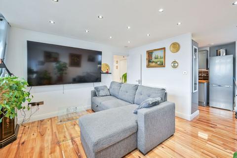 Mardyke House, Elephant and Castle, London, SE17