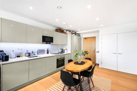 1 bedroom flat to rent, Sayer Street, Elephant and Castle, London, SE17