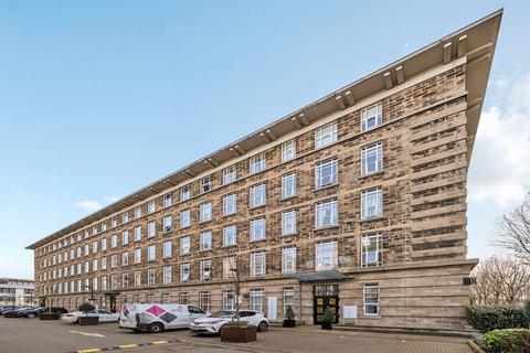 Bromyard Avenue, Acton, London, W3