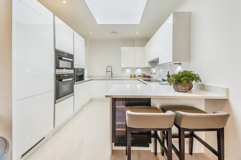 2 bedroom apartment to rent, Rainville Road, London W6