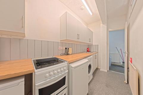 1 bedroom flat to rent, 6a RoundHill Crescent, Brighton