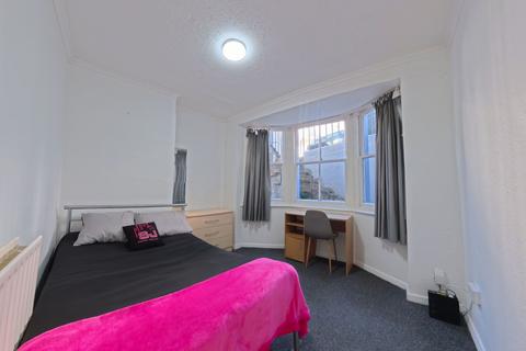 1 bedroom flat to rent, 6a RoundHill Crescent, Brighton