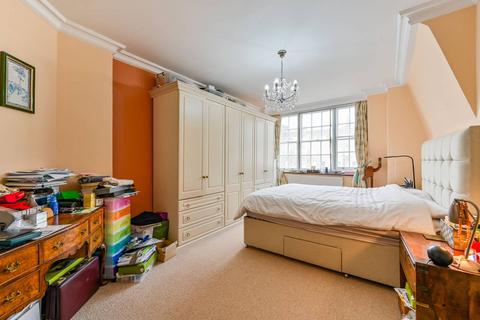 2 bedroom flat to rent, Circus Road, St John's Wood, London, NW8