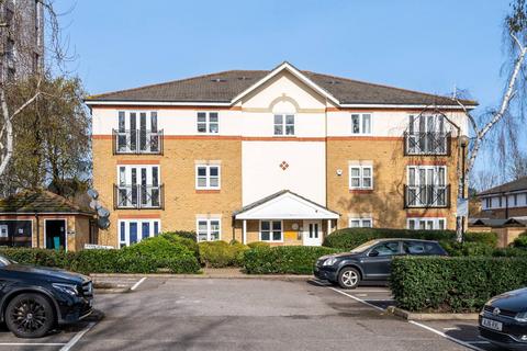 2 bedroom flat to rent, Fern Walk, Bermondsey, London, SE16