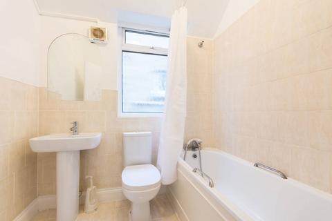 1 bedroom flat for sale, Melrose Avenue, Willesden Green, London, NW2