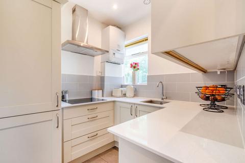 2 bedroom flat for sale, Flat  Uplands Court, 19 Frithwood Avenue, Northwood HA6