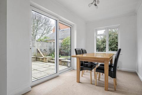 undefined, Warmans Close, Wantage, OX12