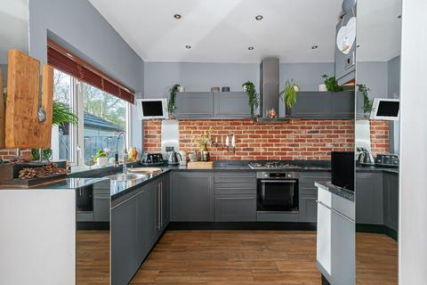 3 bedroom semi-detached house for sale, Overland Road, Cottingham HU16