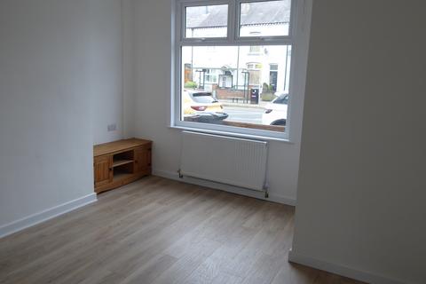 2 bedroom terraced house to rent, Worsley Road North, Worsley M28