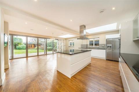 5 bedroom house to rent, Stonehill Road, London SW14