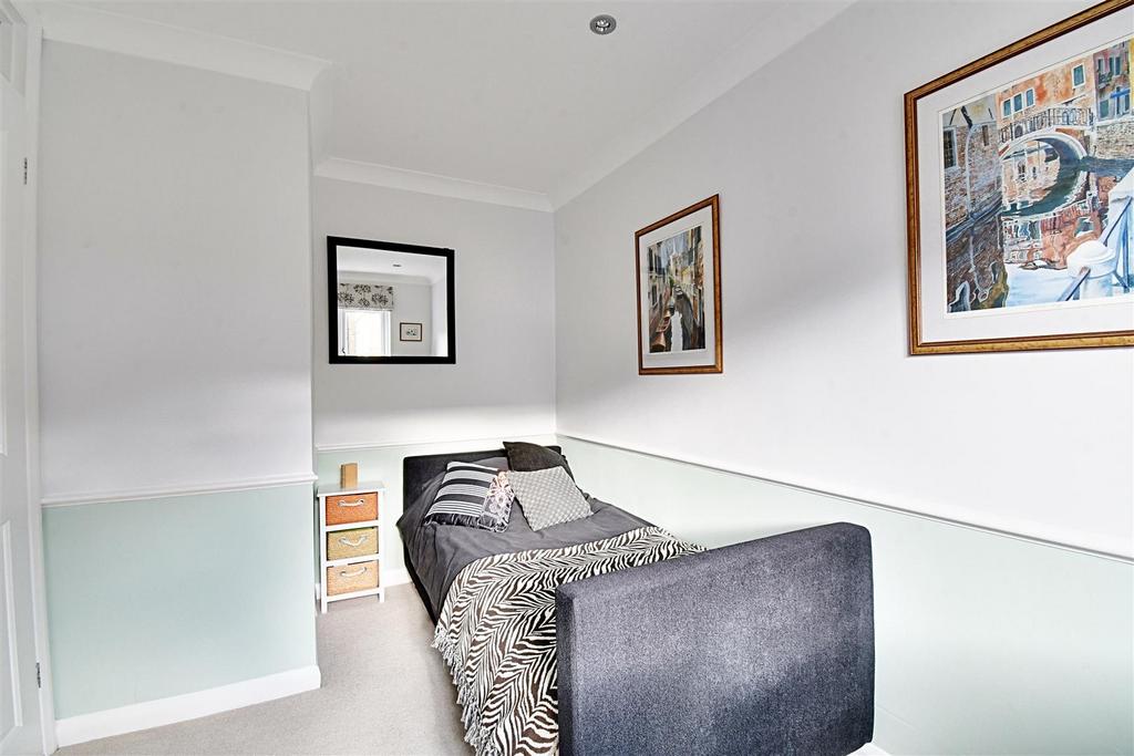 Bedroom 2 2.jpg