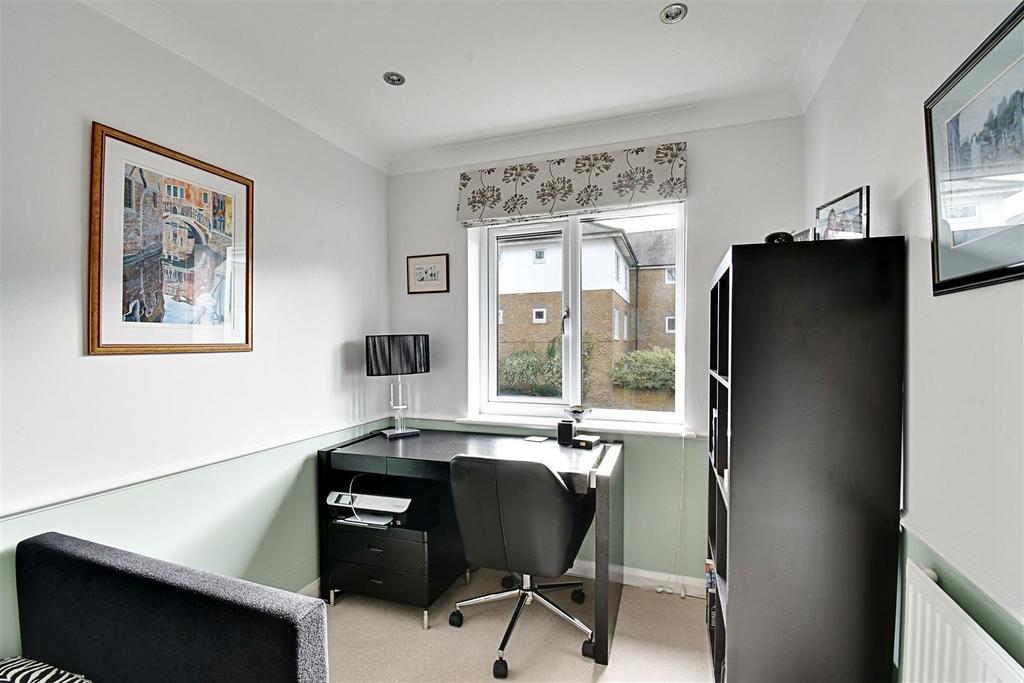Bedroom 2 1.jpg