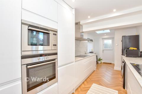 3 bedroom terraced house for sale, Holborough Road, Snodland, Kent