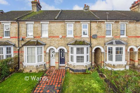 3 bedroom terraced house for sale, Holborough Road, Snodland, Kent