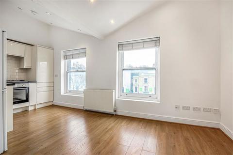 2 bedroom flat to rent, New Cross Road, London SE14