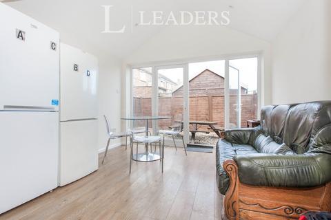 undefined, Alex Wood Road, CB4