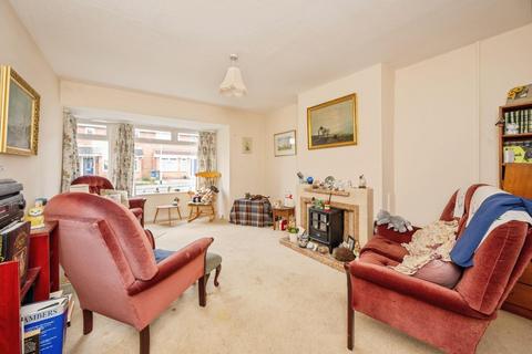 3 bedroom semi-detached house for sale, Benson Close, Lichfield