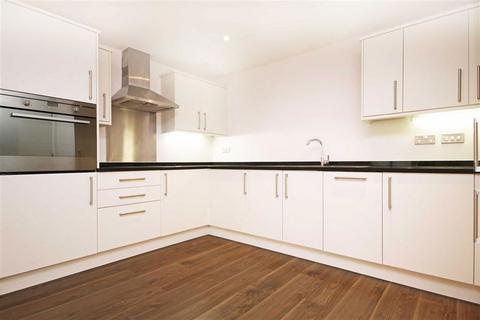 2 bedroom flat to rent, Three Oak Lane, London SE1