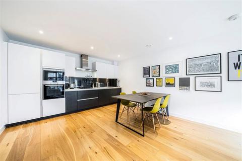 2 bedroom flat to rent, Pages Walk, London SE1