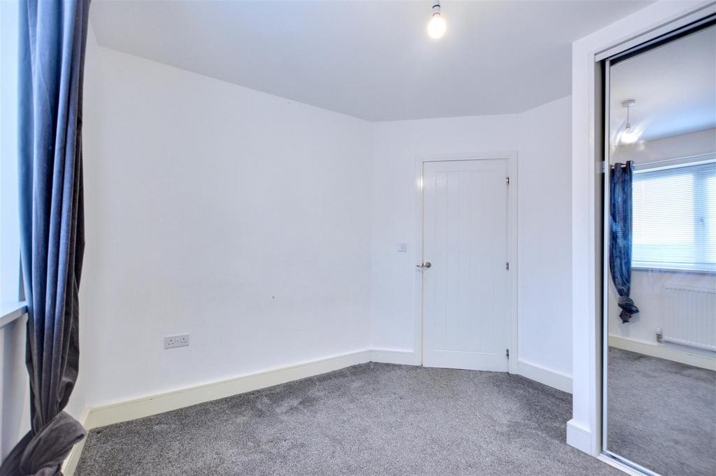 Bedroom 2 3.jpeg