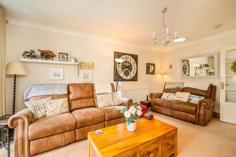 2 bedroom bungalow for sale, South Croft Avenue, Birkenshaw