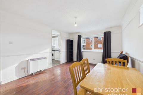 undefined, Clyfton Close, Broxbourne, Hertfordshire, EN10 6NX