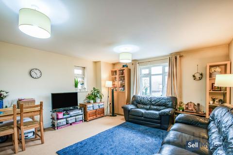 undefined, Birdhurst Avenue, South Croydon