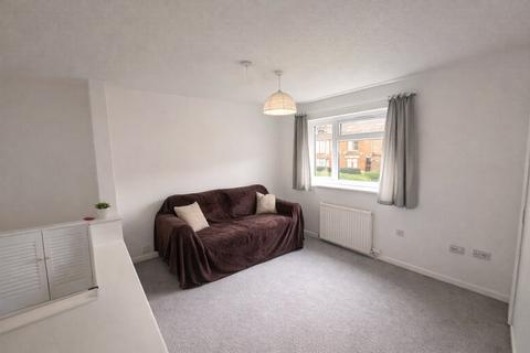 undefined, Avondale, Aldershot GU12