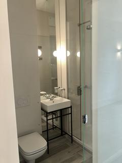 Studio to rent, Abercorn Place, London NW8