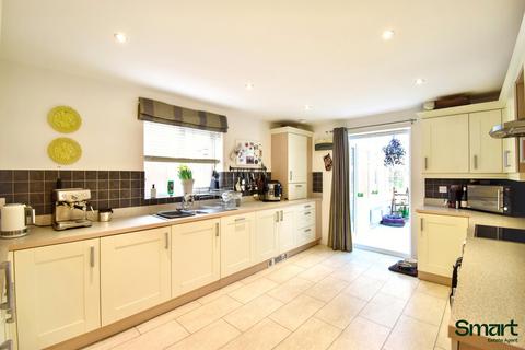 4 bedroom detached house for sale, Exeter EX2