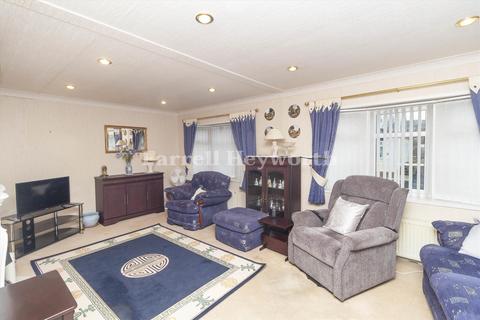 2 bedroom bungalow for sale, Stud Farm Park, Morecambe LA3