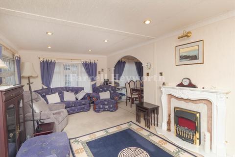 2 bedroom bungalow for sale, Stud Farm Park, Morecambe LA3