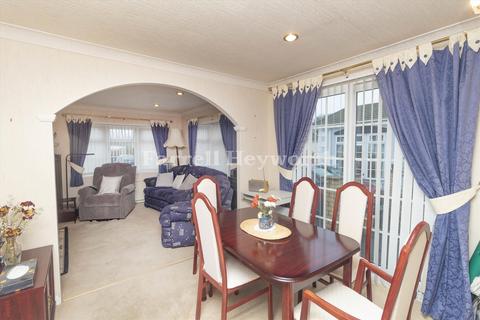2 bedroom bungalow for sale, Stud Farm Park, Morecambe LA3